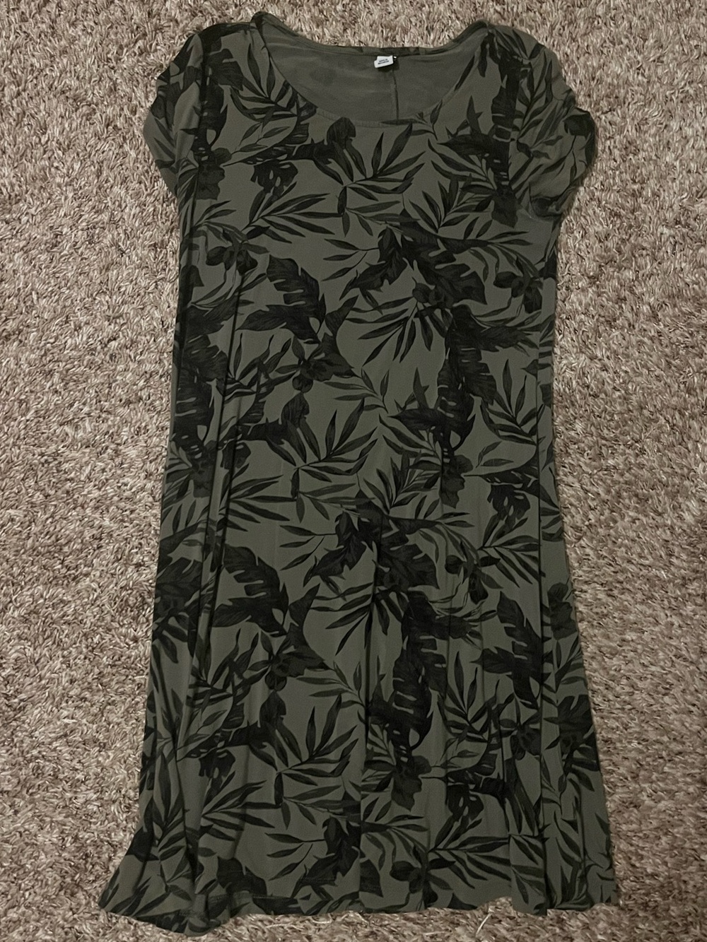 Old Navy green floral midi dress size S